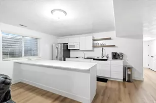 882 N 3625 W, Layton, UT 84041 - Photo 25