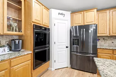 882 N 3625 W, Layton, UT 84041 - Photo 11