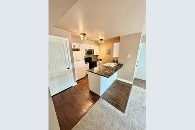1212 E Waterside Cv #10, Cottonwood Heights, UT 84047 - Photo 11