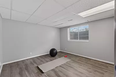 1317 E Knollwood Dr, Sandy, UT 84092 - Photo 45