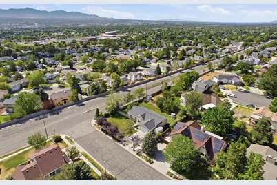 1317 E Knollwood Dr, Sandy, UT 84092 - Photo 73