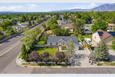1317 E Knollwood Dr, Sandy, UT 84092 - Photo 63