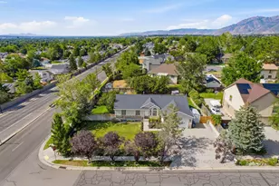 1317 E Knollwood Dr, Sandy, UT 84092 - Photo 63