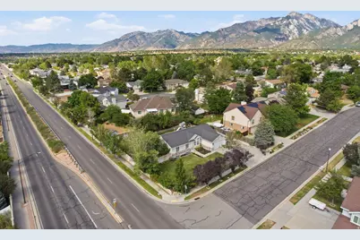 1317 E Knollwood Dr, Sandy, UT 84092 - Photo 71