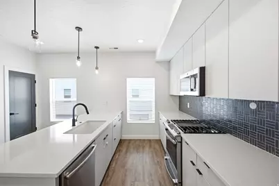 620 N Orchard Dr #31, North Salt Lake, UT 84010 - Photo 1
