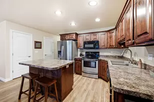3115 N Whitetail Dr, Layton, UT 84040 - Photo 7