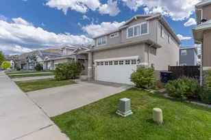 621 W Life Dr, Bluffdale, UT 84065 - Photo 3