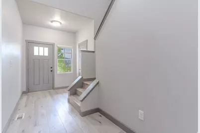 621 W Life Dr, Bluffdale, UT 84065 - Photo 7