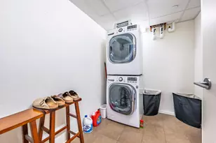 35 E 100 S, Salt Lake City, UT 84111 - Photo 11
