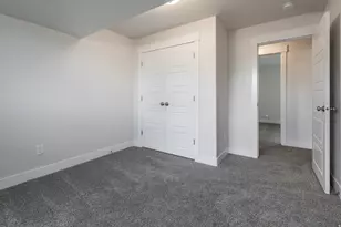 2543 W 3100 N, Farr West, UT 84404 - Photo 29