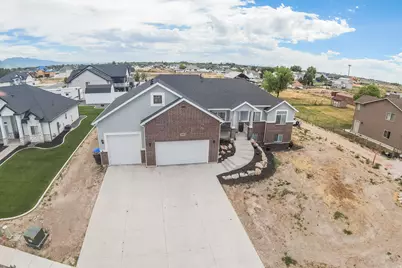 2543 W 3100 N, Farr West, UT 84404 - Photo 37