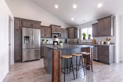2543 W 3100 N, Farr West, UT 84404 - Photo 3