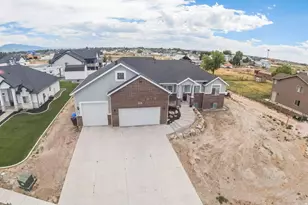 2543 W 3100 N, Farr West, UT 84404 - Photo 35