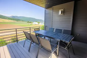 759 S 6300 E, Huntsville, UT 84317 - Photo 7