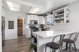 241 E 600 N, Lehi, UT 84043 - Photo 11