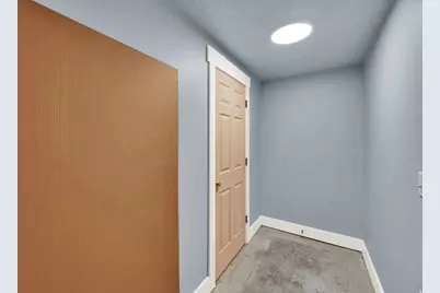 6720 W 3210 S, West Valley, UT 84128 - Photo 27