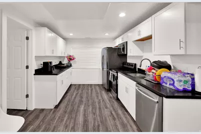 6720 W 3210 S, West Valley, UT 84128 - Photo 7