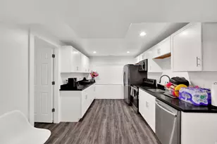 6720 W 3210 S, West Valley, UT 84128 - Photo 7
