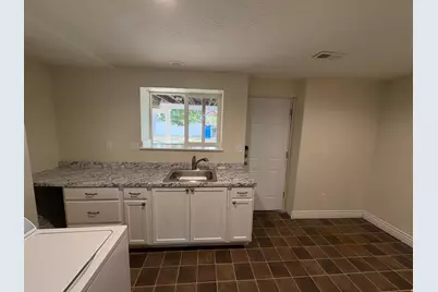 10544 S Clearview Dr, Sandy, UT 84070 - Photo 19