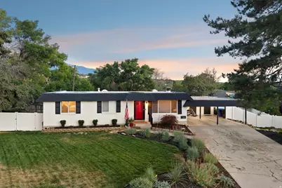 2562 E Dolce Vita Ct S, Cottonwood Heights, UT 84121 - Photo 1