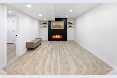 2562 E Dolce Vita Ct S, Cottonwood Heights, UT 84121 - Photo 17