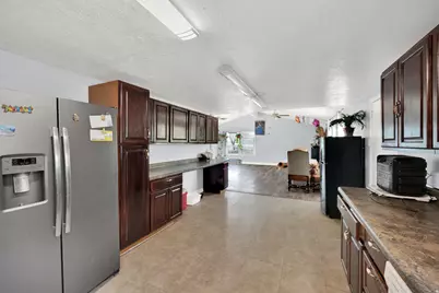 1076 W 600 N, Orem, UT 84057 - Photo 9