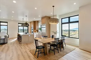 1642 E Center Dr, Lehi, UT 84043 - Photo 11