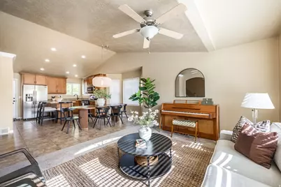 7656 S 4770 W, West Jordan, UT 84084 - Photo 9