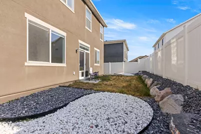 3858 S 2935 W, West Haven, UT 84401 - Photo 21