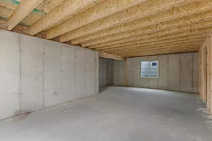 3519 N Sparrow Ln, Eagle Mountain, UT 84005 - Photo 23