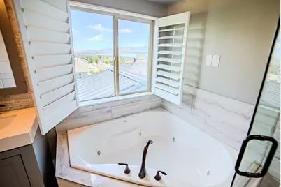 304 W Stillwater Dr S, Saratoga Springs, UT 84045 - Photo 25