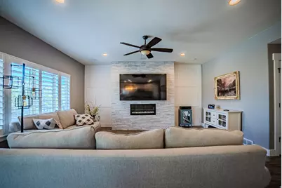 304 W Stillwater Dr S, Saratoga Springs, UT 84045 - Photo 15