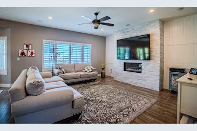 304 W Stillwater Dr S, Saratoga Springs, UT 84045 - Photo 5