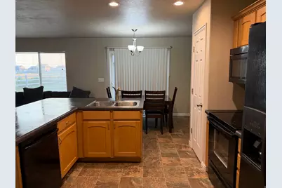 2387 N Wellington Ave W, Harrisville, UT 84414 - Photo 7
