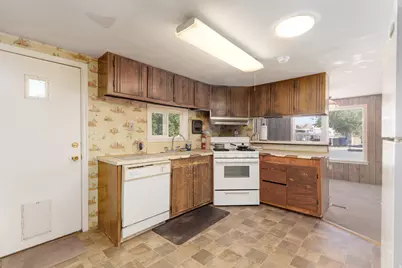 2049 W 1700 N, Saint George, UT 84770 - Photo 9