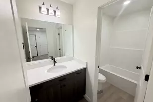 1049 N Summit View Dr, Harrisville, UT 84404 - Photo 21