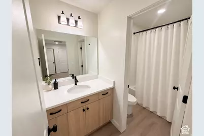 1049 N Summit View Dr, Harrisville, UT 84404 - Photo 15
