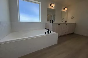 1049 N Summit View Dr, Harrisville, UT 84404 - Photo 11