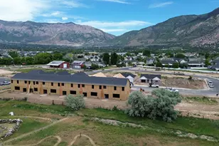 1049 N Summit View Dr, Harrisville, UT 84404 - Photo 7