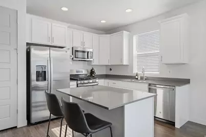 8139 W Joe Dr, Magna, UT 84044 - Photo 9