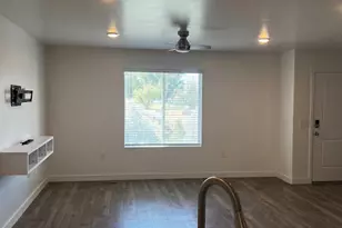 562 E Hal St N, Stansbury Park, UT 84074 - Photo 5