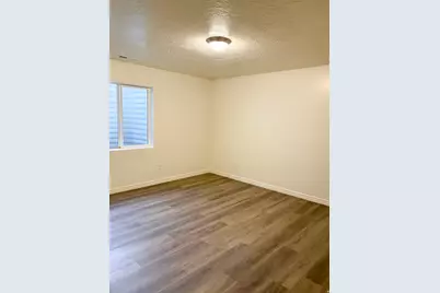 1666 W Foxberry Rd, Santaquin, UT 84655 - Photo 17