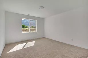 1058 N Summit View Dr W, Harrisville, UT 84404 - Photo 23