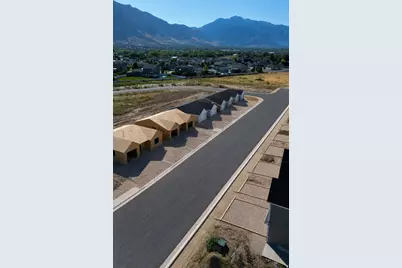 1058 N Summit View Dr W, Harrisville, UT 84404 - Photo 11