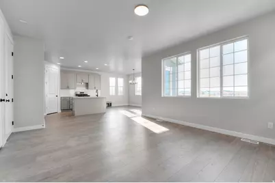 6636 W Spring Snow Ln, Herriman, UT 84096 - Photo 9