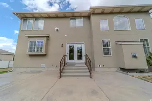 598 E Hollow Creek Rd, Draper, UT 84020 - Photo 107
