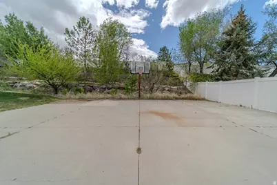 598 E Hollow Creek Rd, Draper, UT 84020 - Photo 101