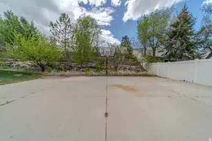 598 E Hollow Creek Rd, Draper, UT 84020 - Photo 101