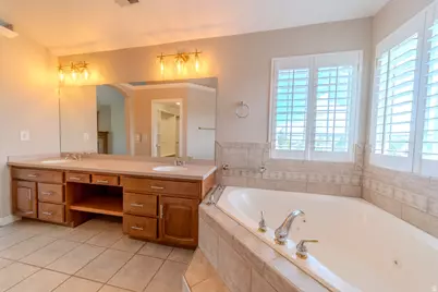 598 E Hollow Creek Rd, Draper, UT 84020 - Photo 95
