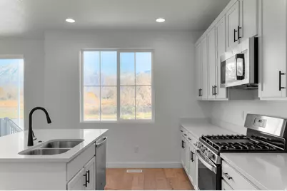 1546 N 3150 W, Provo, UT 84601 - Photo 11